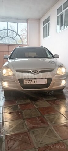 Hyundai i30 2010, 270,000 km - 1.4 л - Qəbələ