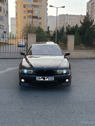 BMW 530 2001, 475,000 km - 3.0 l - Sumqayıt