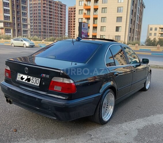BMW 530 2001, 475,000 km - 3.0 l - Sumqayıt