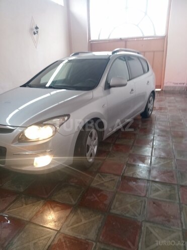 Hyundai i30 2010, 270,000 km - 1.4 л - Qəbələ