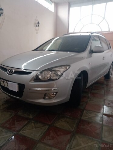 Hyundai i30 2010, 270,000 km - 1.4 л - Qəbələ