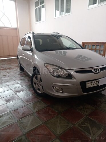 Hyundai i30 2010, 270,000 km - 1.4 л - Qəbələ