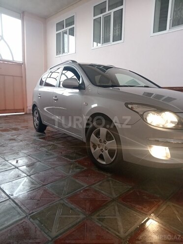 Hyundai i30 2010, 270,000 km - 1.4 л - Qəbələ