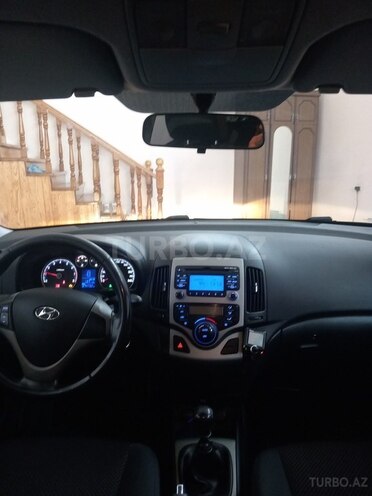 Hyundai i30 2010, 270,000 km - 1.4 л - Qəbələ