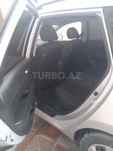 Hyundai i30 2010, 270,000 km - 1.4 л - Qəbələ