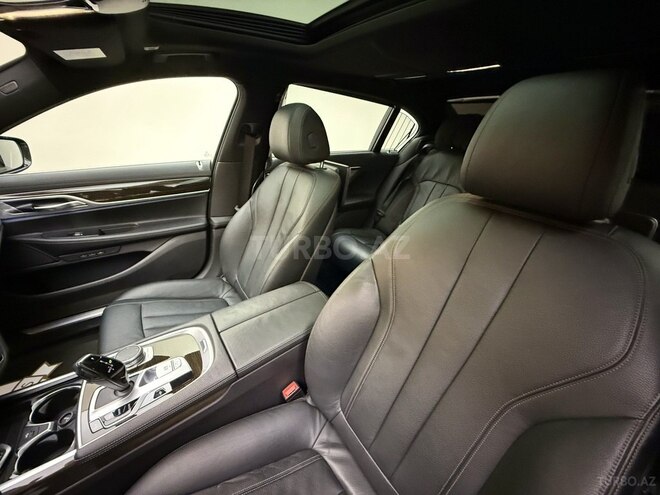 BMW 740 2019, 102,000 km - 3.0 l - Bakı