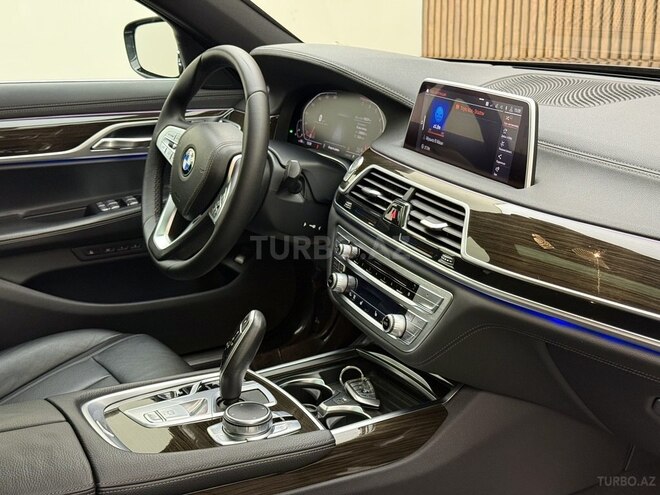 BMW 740 2019, 102,000 km - 3.0 l - Bakı