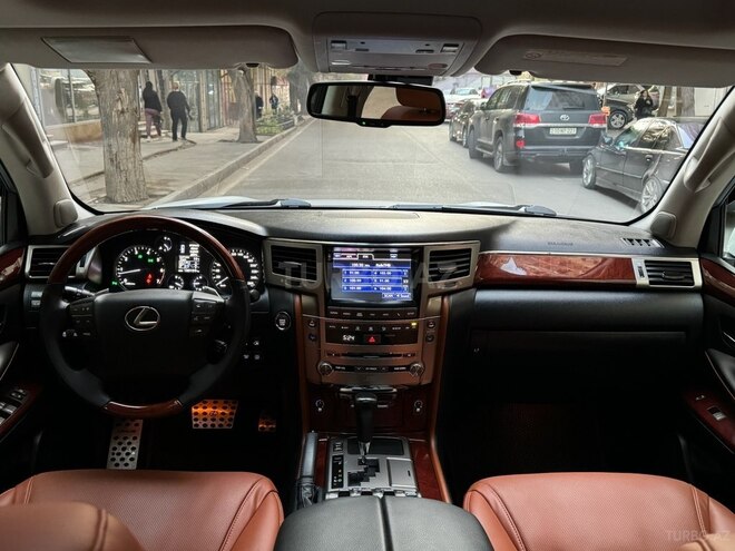 Lexus LX 570-3