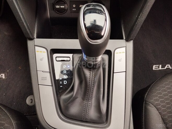 Hyundai Elantra 2018, 70,400 km - 2.0 л - Bakı
