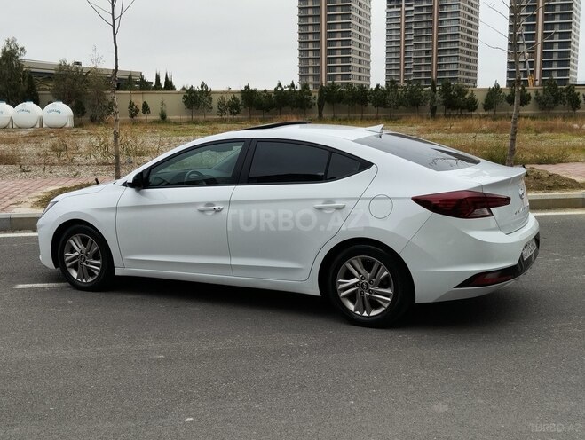 Hyundai Elantra 2018, 70,400 km - 2.0 л - Bakı