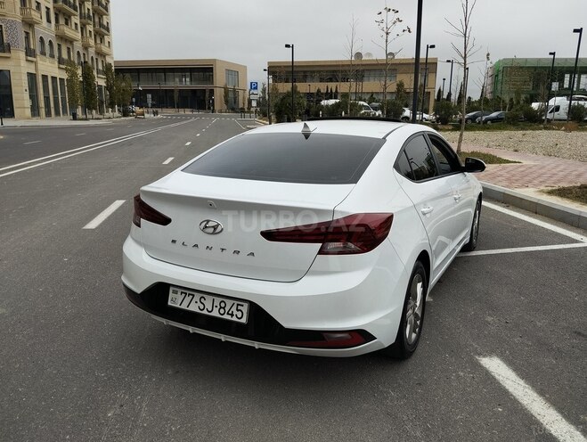 Hyundai Elantra 2018, 70,400 km - 2.0 л - Bakı