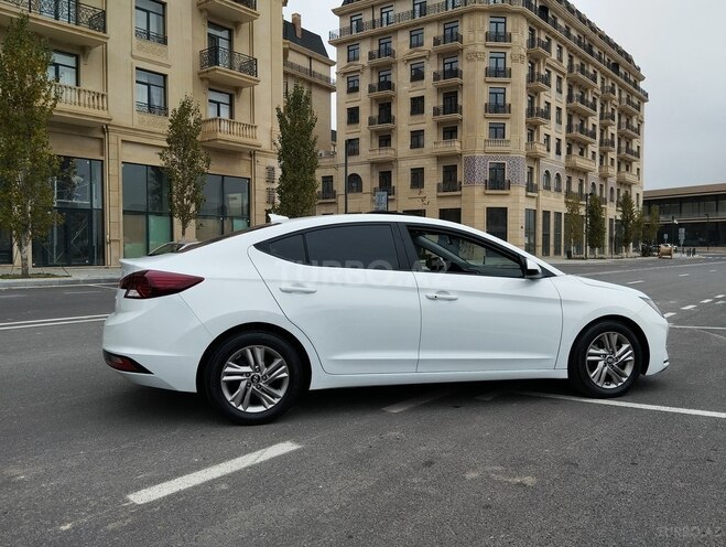 Hyundai Elantra 2018, 70,400 km - 2.0 л - Bakı
