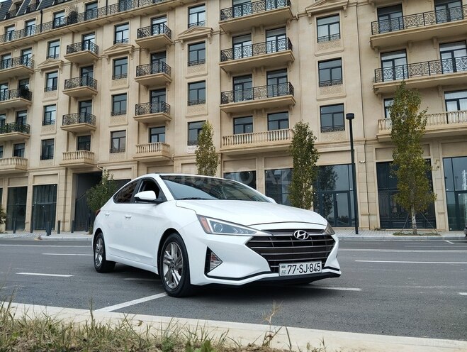 Hyundai Elantra 2018, 70,400 km - 2.0 л - Bakı