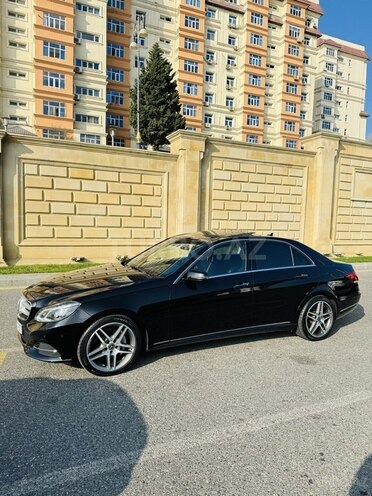 Mercedes E 250 4MATIC 2014, 207,000 km - 2.2 л - Bakı