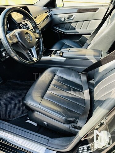 Mercedes E 250 4MATIC 2014, 207,000 km - 2.2 л - Bakı