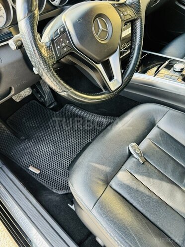 Mercedes E 250 4MATIC 2014, 207,000 km - 2.2 л - Bakı