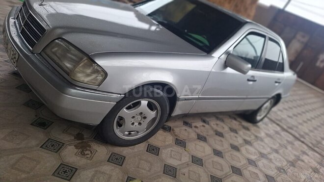 Mercedes C 180 1995, 541,200 km - 1.8 l - Qazax