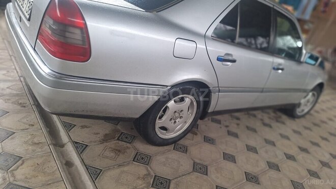 Mercedes C 180 1995, 541,200 km - 1.8 l - Qazax