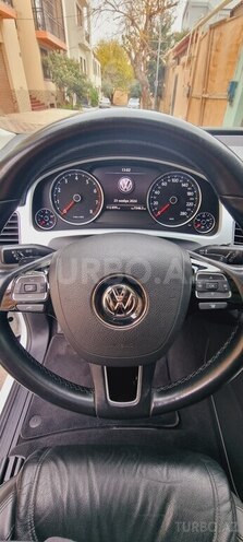 Volkswagen Touareg 2015, 112,895 km - 3.6 l - Bakı