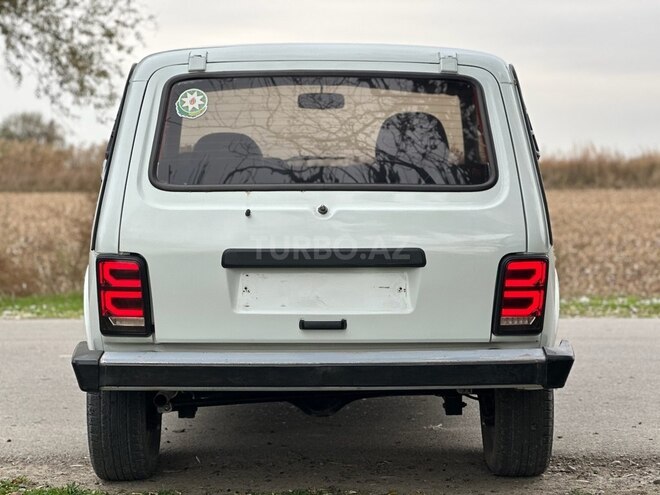 LADA (VAZ) Niva 2010, 221,000 km - 1.7 л - Salyan