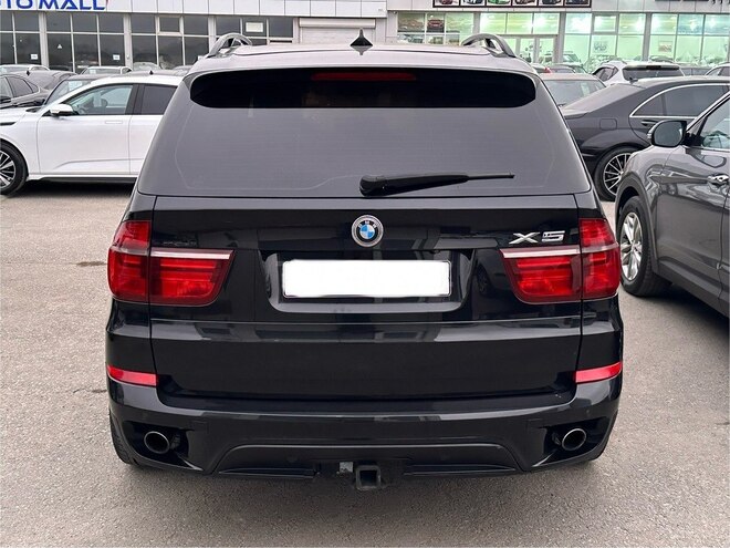 BMW X5-8