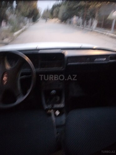 LADA (VAZ) 2104 1997, 98,000 km - 1.6 л - Salyan