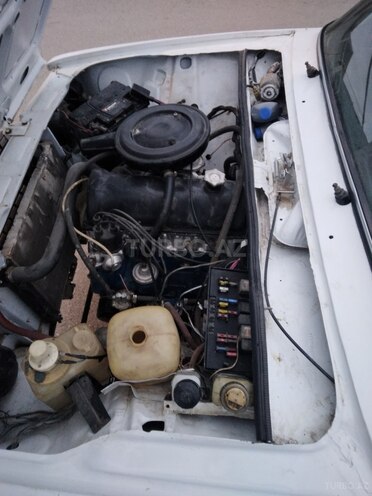 LADA (VAZ) 2104 1997, 98,000 km - 1.6 л - Salyan