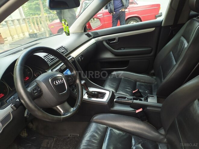 Audi A4 2005, 340,000 km - 2.0 l - Zaqatala