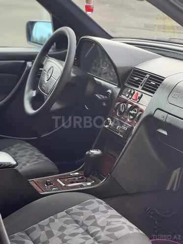 Mercedes C 220 d 2000, 420,000 km - 2.2 l - Sabirabad