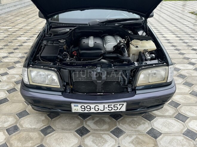 Mercedes C 220 d 2000, 420,000 km - 2.2 l - Sabirabad