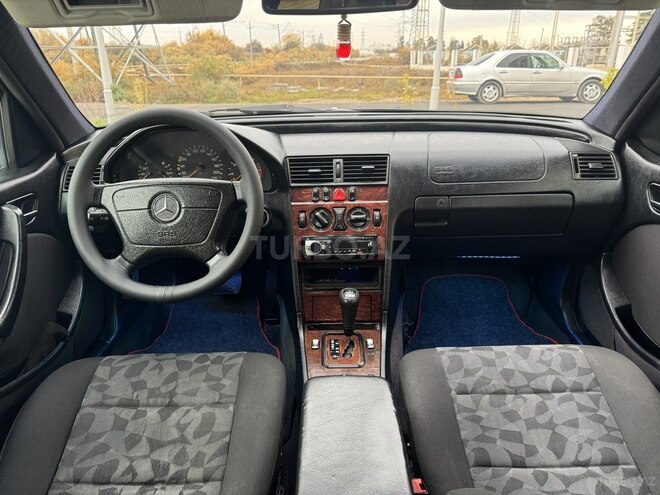 Mercedes C 220 d 2000, 420,000 km - 2.2 l - Sabirabad
