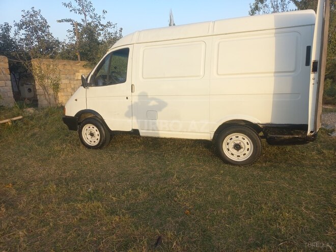 GAZ Sobol 2000, 200,655 km - 2.4 l - Göyçay