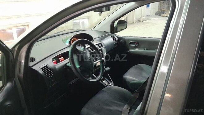 Hyundai Matrix 2008, 219,000 km - 1.6 l - Salyan