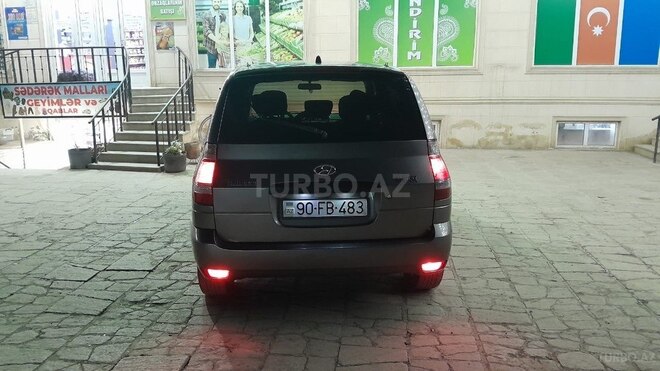 Hyundai Matrix 2008, 219,000 km - 1.6 l - Salyan