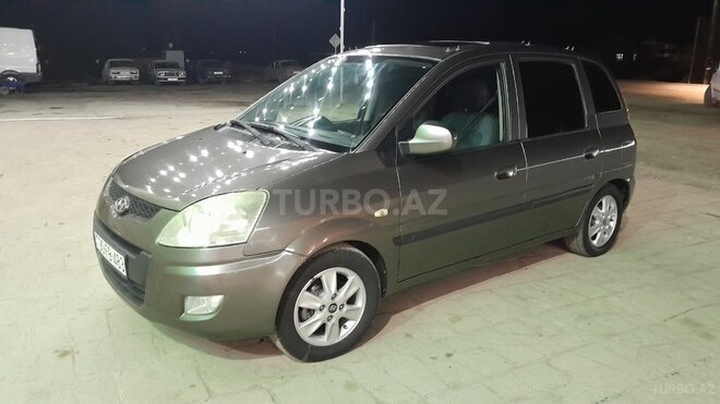 Hyundai Matrix 2008, 219,000 km - 1.6 l - Salyan