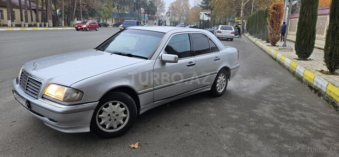 Mercedes C 240 1998, 505,000 km - 2.4 l - Ağcabədi