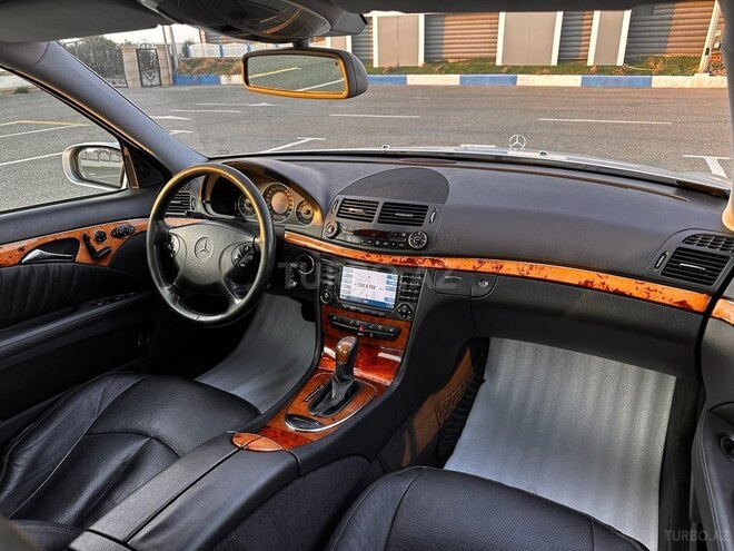 Mercedes E 280 2006, 264,594 km - 3.0 l - Bakı