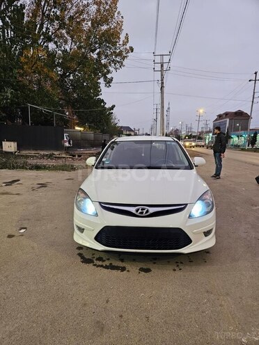 Hyundai i30 2011, 301,000 km - 1.6 l - Lənkəran