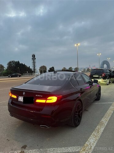 BMW 530e 2021, 64,141 km - 2.0 l - Bakı
