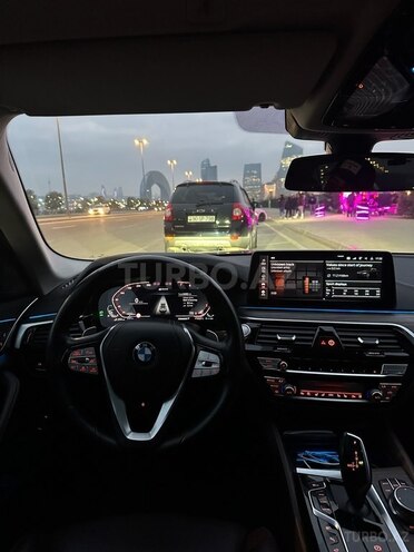 BMW 530e 2021, 64,141 km - 2.0 l - Bakı