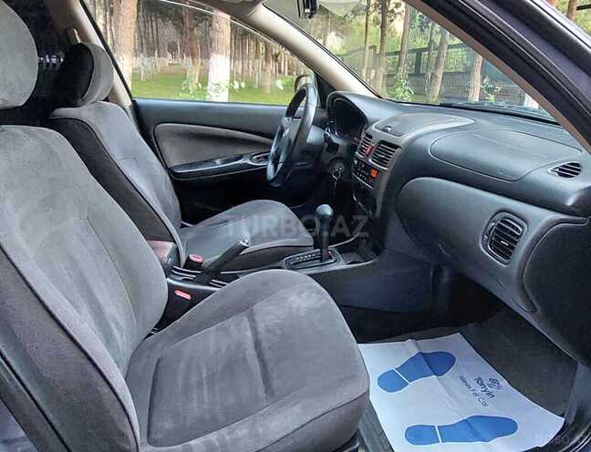 Nissan Sunny 2005, 320,000 km - 1.6 l - Bakı