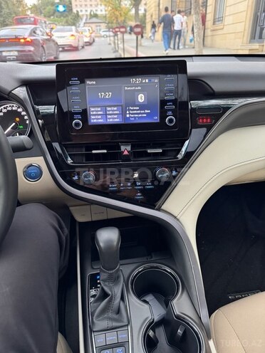 Toyota Camry 2022, 2,410 km - 2.5 л - Bakı