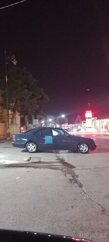 Mercedes E 270 2000, 252,000 km - 2.7 l - Cəlilabad