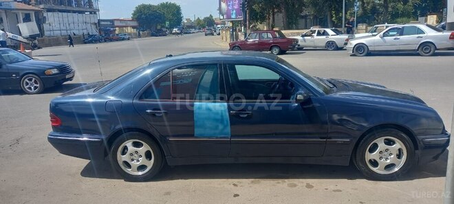 Mercedes E 270 2000, 252,000 km - 2.7 l - Cəlilabad
