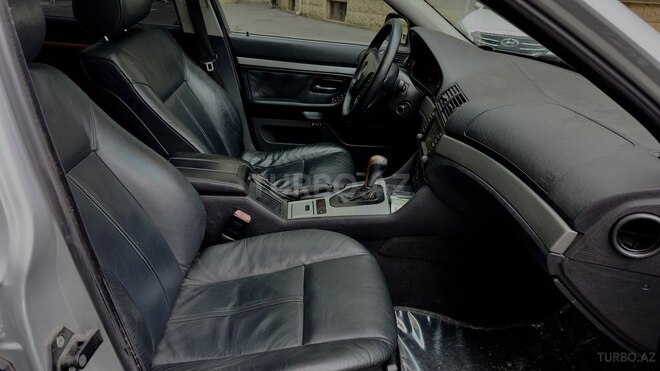 BMW 525 2003, 213,000 km - 2.5 l - Bakı