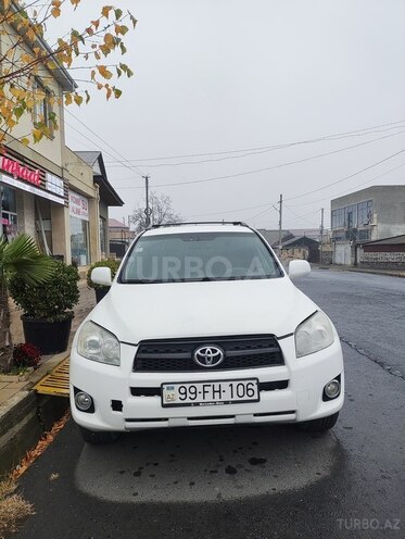 Toyota RAV4 2009, 218,000 km - 2.5 л - Qax
