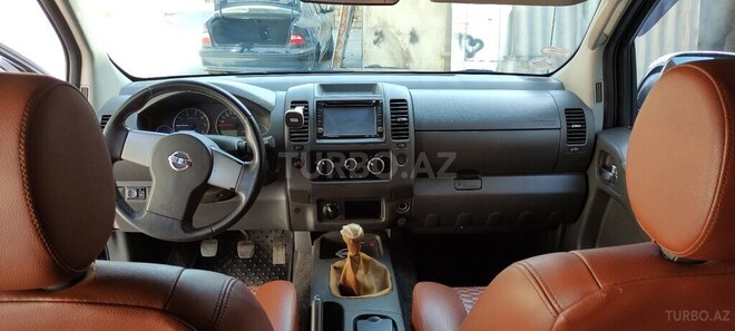 Nissan Navara 2014, 340,000 km - 2.5 l - Bakı