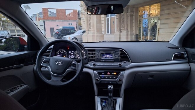 Hyundai Elantra 2017, 52,000 km - 2.0 л - Bakı