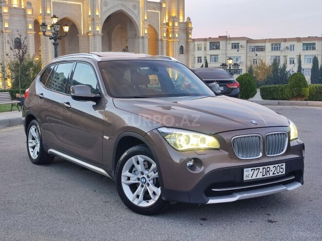 BMW X1 2010, 267,500 km - 2.0 l - Bakı