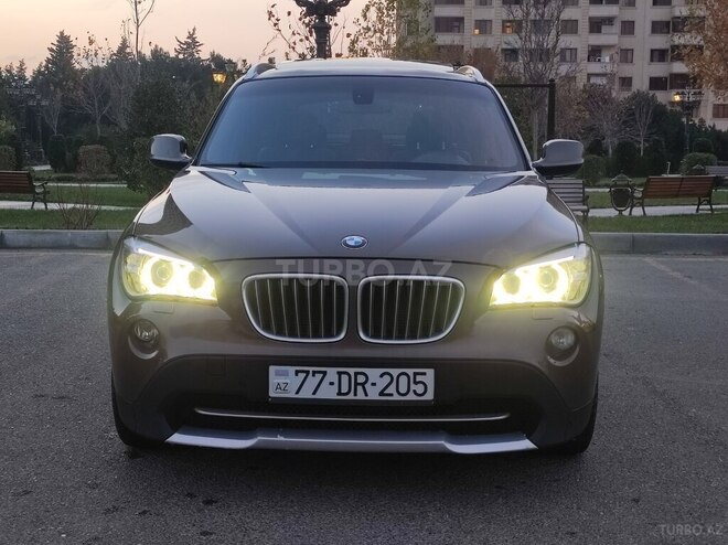 BMW X1 2010, 267,500 km - 2.0 l - Bakı